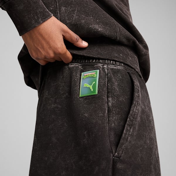 PUMA x TEENAGE MUTANT NINJA TURTLES Men's Relaxed Fit  7" Shorts, PUMA Black, extralarge-IND